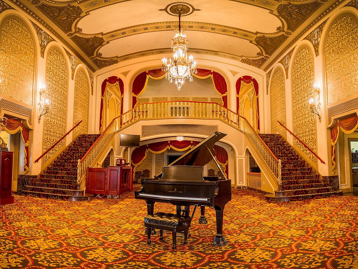 Reserve Parking | The Orpheum Theatre Group